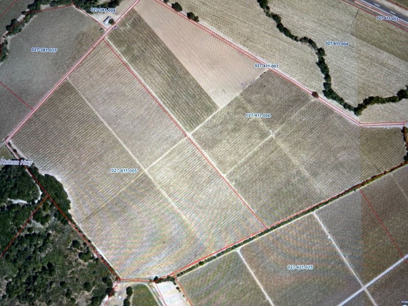 Dominus acquires vineyards near Yountville. Napa County graphic